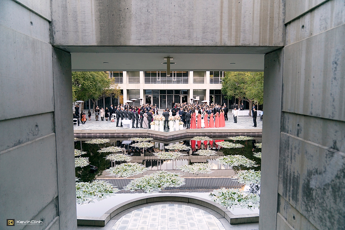 wedding-ceremony-Skirball-Cultural-Center