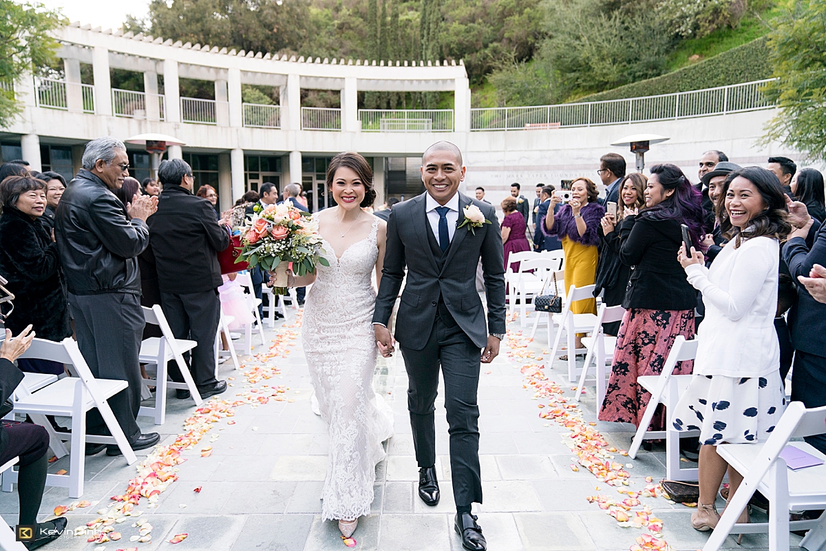 Skirball-Cultural-Center-wedding-photographer